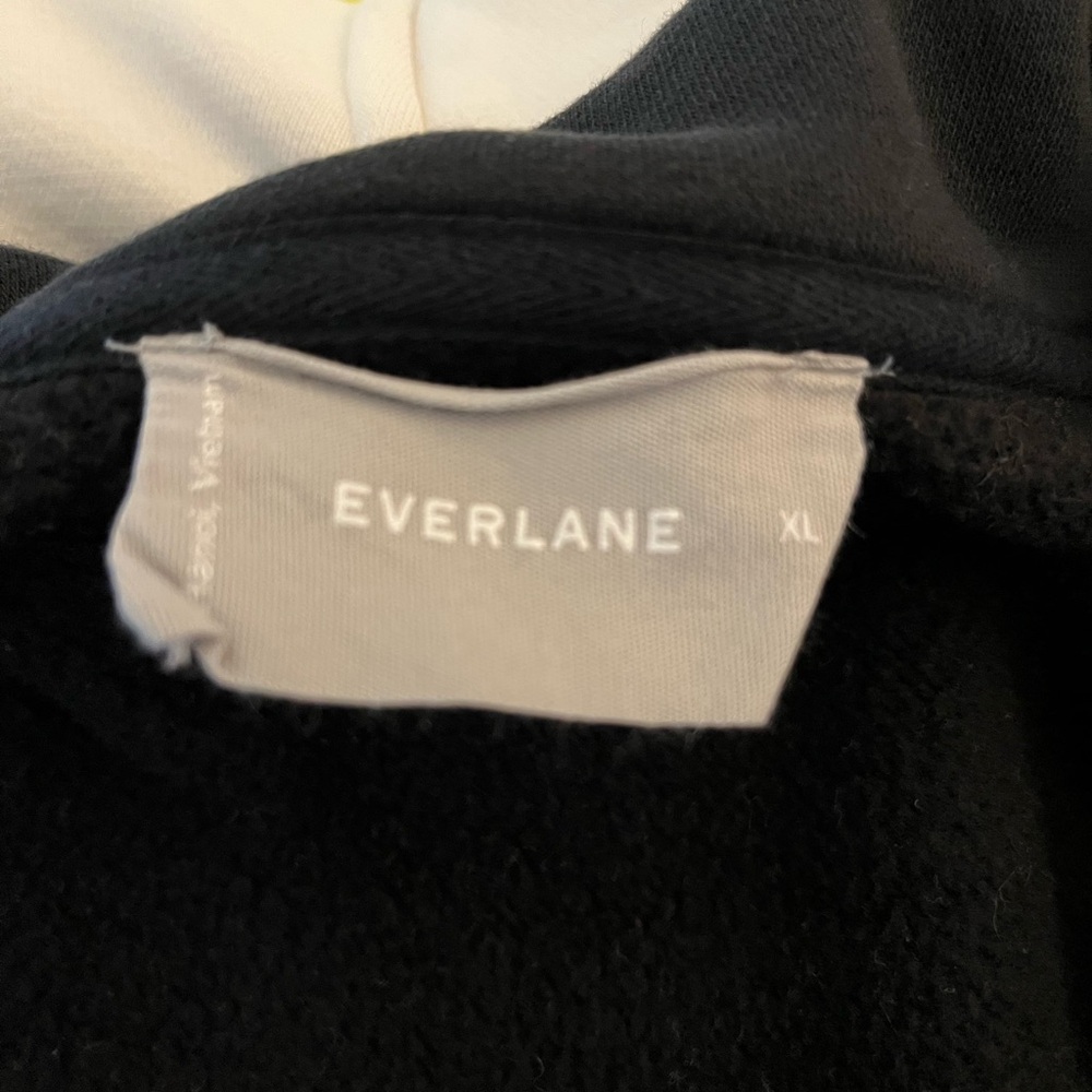 Everlane Black Pullover Top - Picture 3 of 4